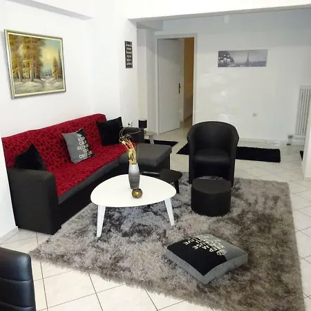 Apartman Black & White !!! Tríkala